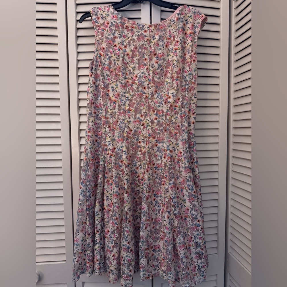 Danny & Nicole Floral Lace Dress